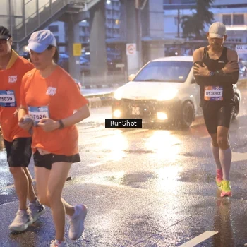 Runner Photo 7930285