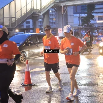 Runner Photo 7930286