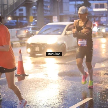 Runner Photo 7930289