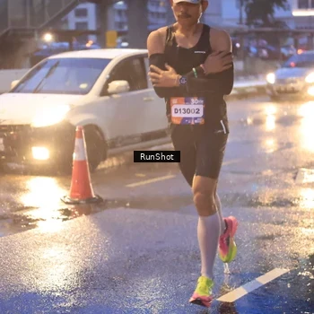 Runner Photo 7930296