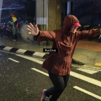 Runner Photo 7930302