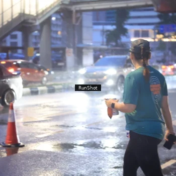 Runner Photo 7930340