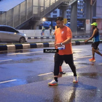 Runner Photo 7930371