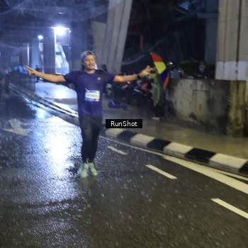 Runner Photo 7930373