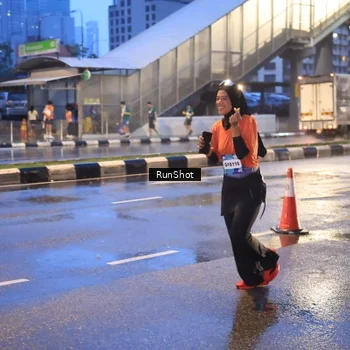 Runner Photo 7930386
