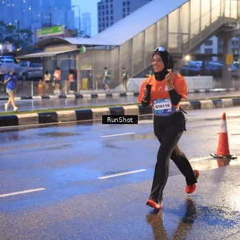 Runner Photo 7930389