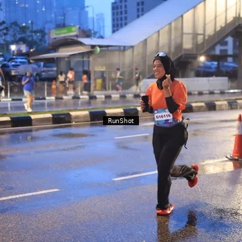 Runner Photo 7930393