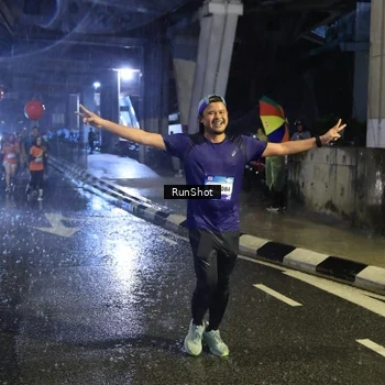 Runner Photo 7930415