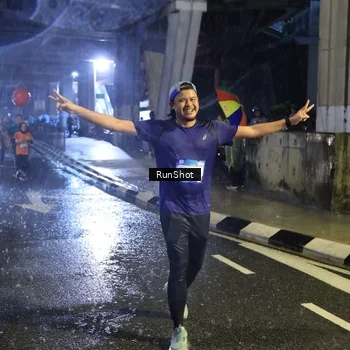 Runner Photo 7930462