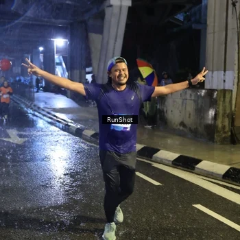 Runner Photo 7930485