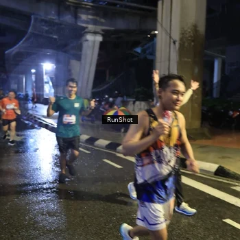 Runner Photo 7930506