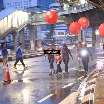 Runner Photo 7930526