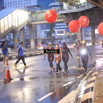 Runner Photo 7930527