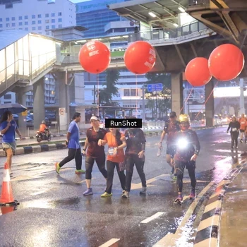 Runner Photo 7930536