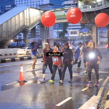 Runner Photo 7930554