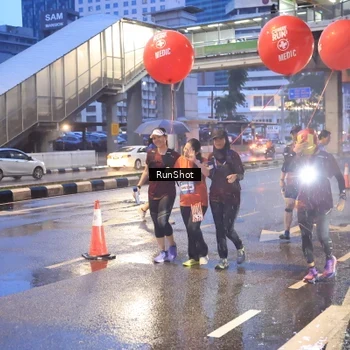 Runner Photo 7930561