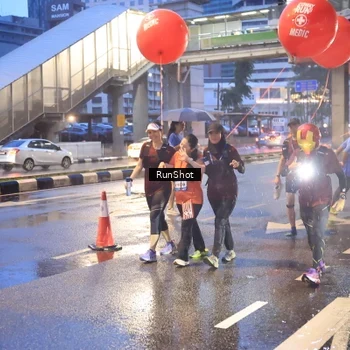 Runner Photo 7930564