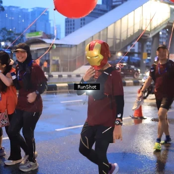 Runner Photo 7930570