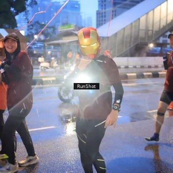 Runner Photo 7930580