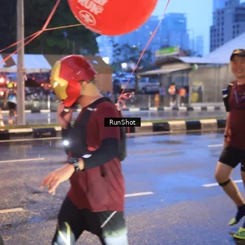 Runner Photo 7930591