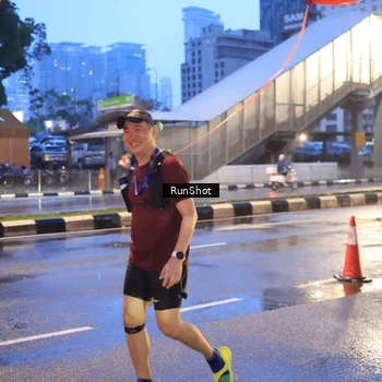 Runner Photo 7930595