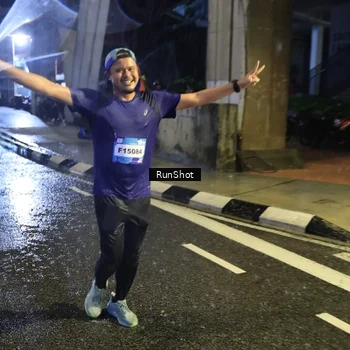 Runner Photo 7930601