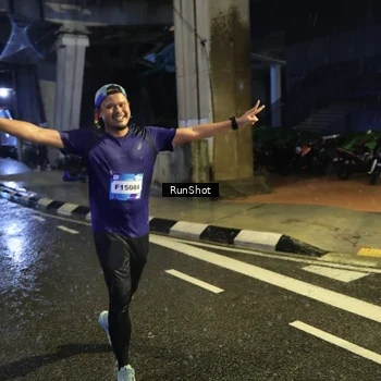 Runner Photo 7930629