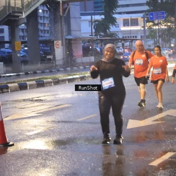 Runner Photo 7930635