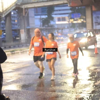 Runner Photo 7930637