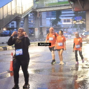 Runner Photo 7930639