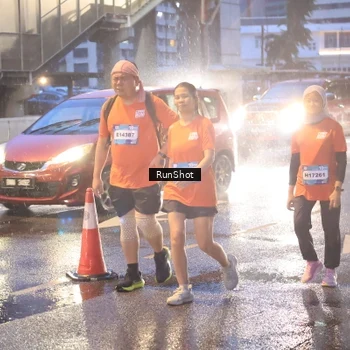 Runner Photo 7930645