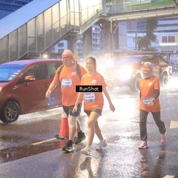Runner Photo 7930646