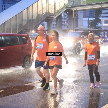 Runner Photo 7930650