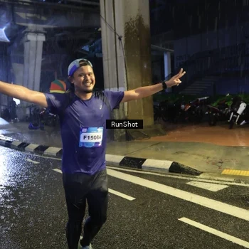 Runner Photo 7930651