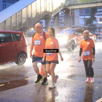 Runner Photo 7930652