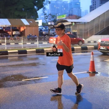 Runner Photo 7930666