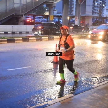 Runner Photo 7930682