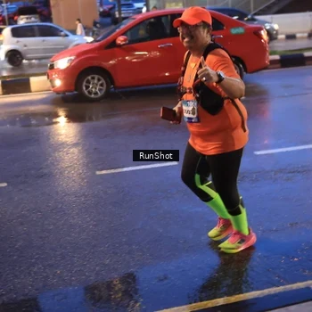 Runner Photo 7930702