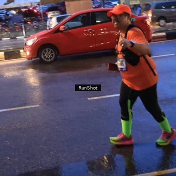 Runner Photo 7930705