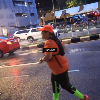 Runner Photo 7930726