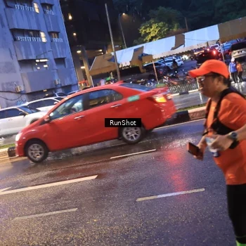 Runner Photo 7930730