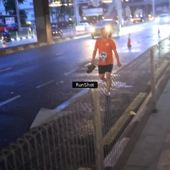Runner Photo 7930763