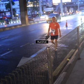 Runner Photo 7930767
