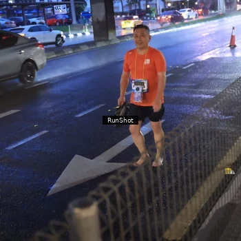 Runner Photo 7930774