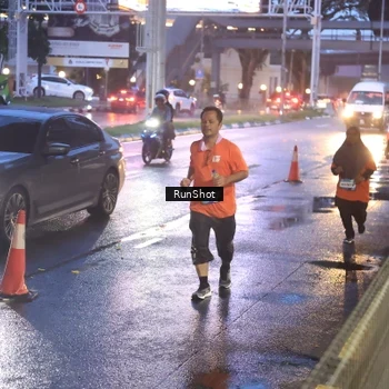 Runner Photo 7930806