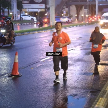 Runner Photo 7930814
