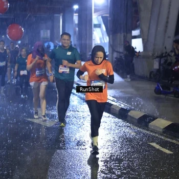 Runner Photo 7930815