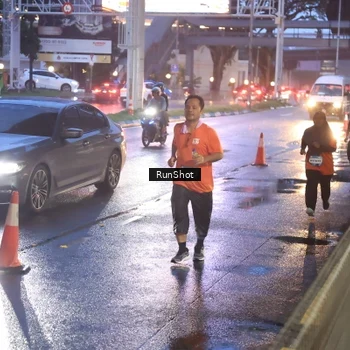 Runner Photo 7930817