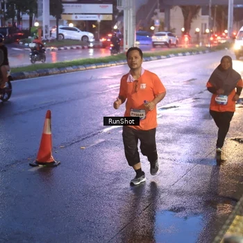 Runner Photo 7930820