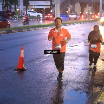Runner Photo 7930823
